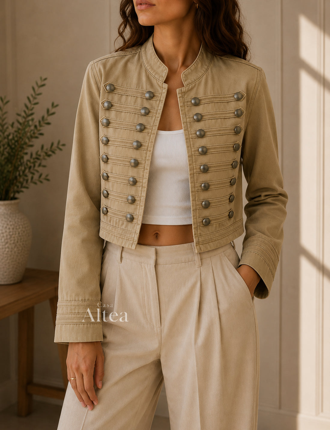Nadia Chaqueta Vaquera Ajustada con Cuello Bao