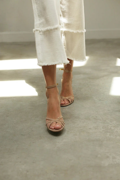 Marona | Sandalias de patchwork con punta redonda y tacón fino