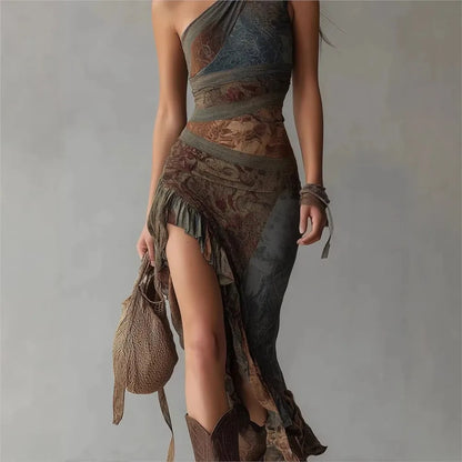 Chloe | Vestido largo asimétrico de un hombro con estampado étnico y abertura alta