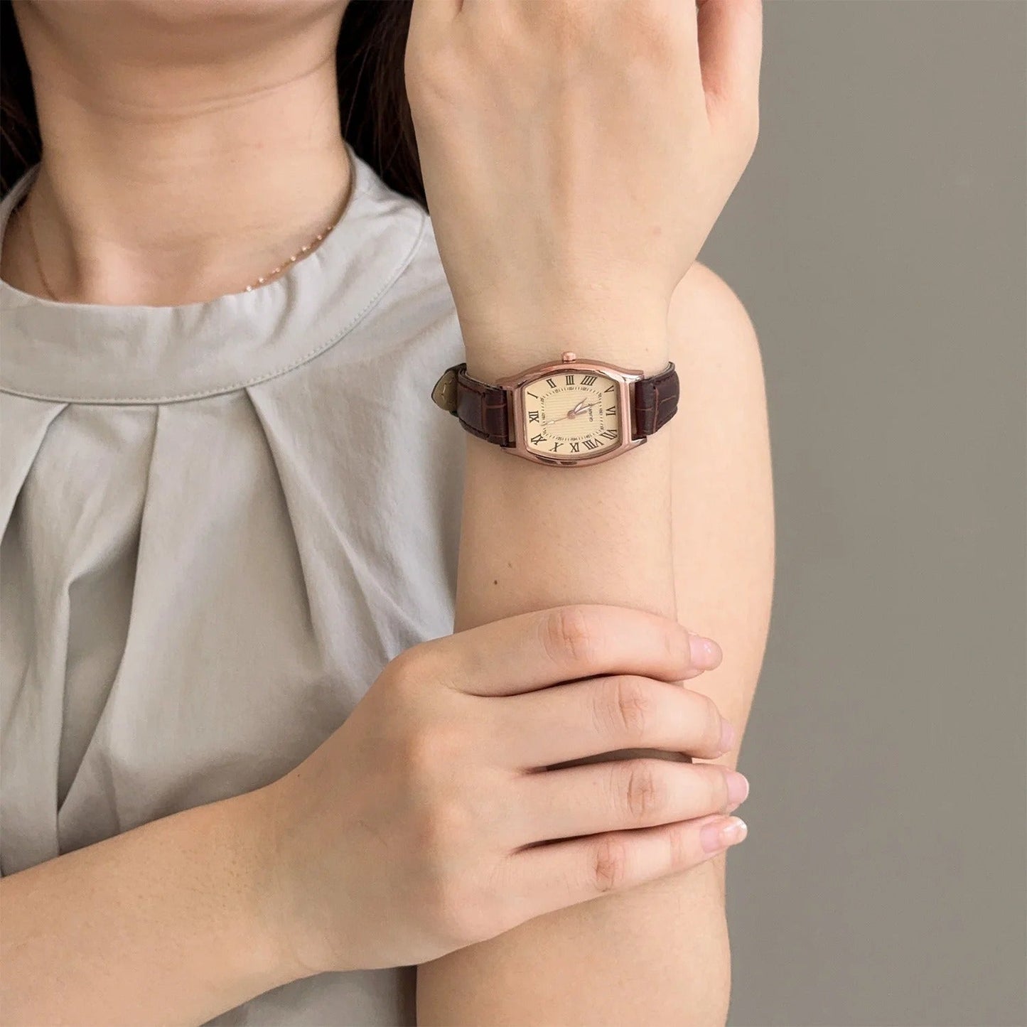 Aurelia Reloj Vintage con Correa de Cuero