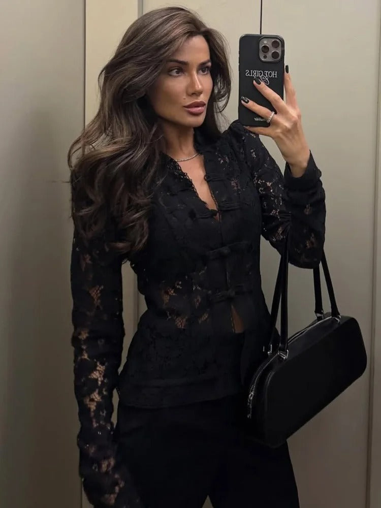 Violeta Chaqueta de Encaje Calado con Transparencias